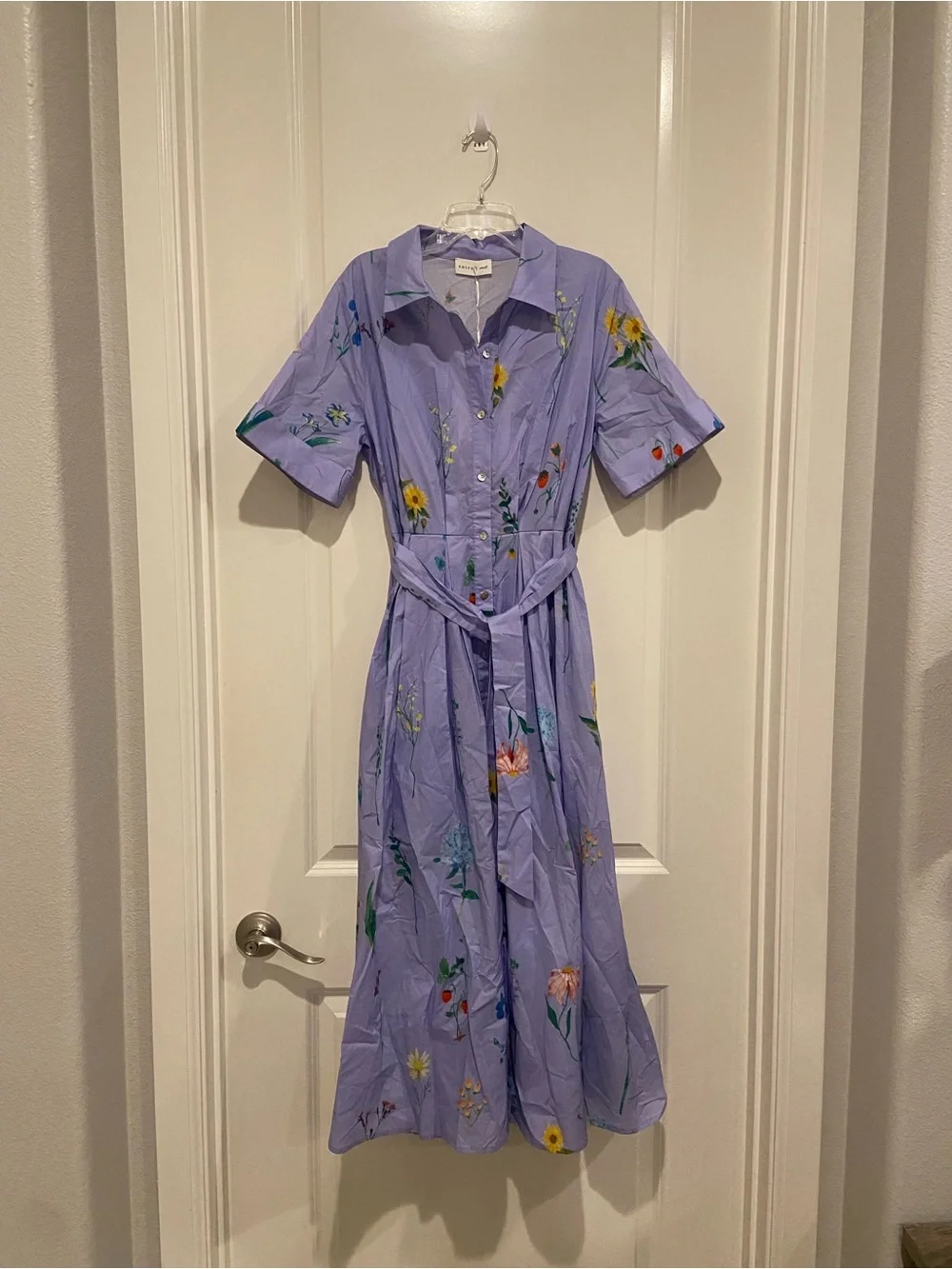 Sold - Picture 1 of 4